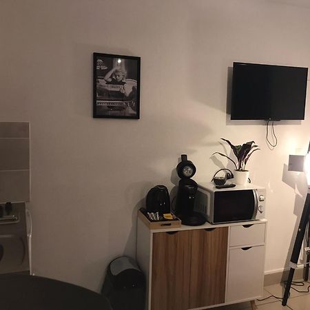 Studio Monroe Alençon Exterior foto